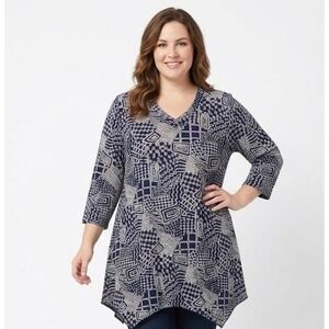 Evelyn & Arthur Navy Cream Geometric Lagenlook Stretch Asymmetric‎ Hem Top Large